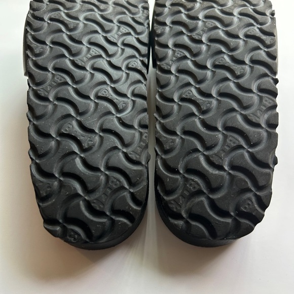 Birkenstock Black Women's Sandals - Picture 9 of 12